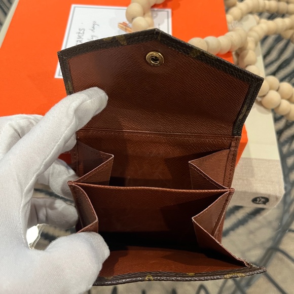 LOUIS VUITTON Compact Elise Monogram Wallet. Unisex. Excellent condition. - Picture 12 of 14